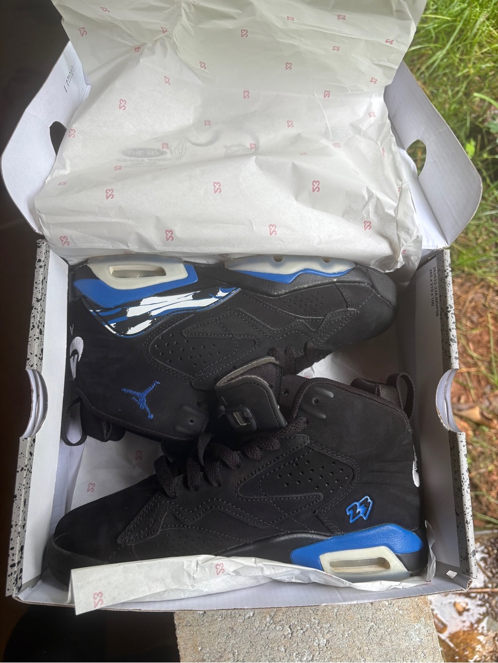 Nike Air Jordan 6 Retro “Black/Royal Blue” Youth Size 4Y Sneakers
